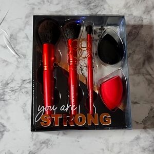 Brand new makeup brushes